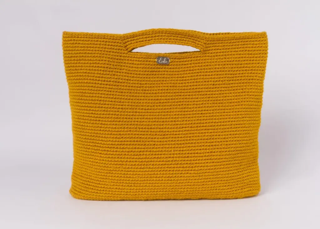 BERTA BOLSO TEJIDO A CROCHET (Ocre)